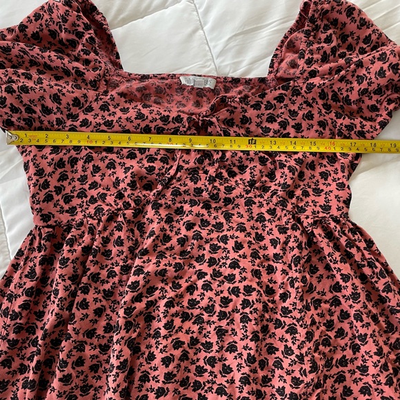 Patrons of Peace Adrian Dress - Picture 5 of 9